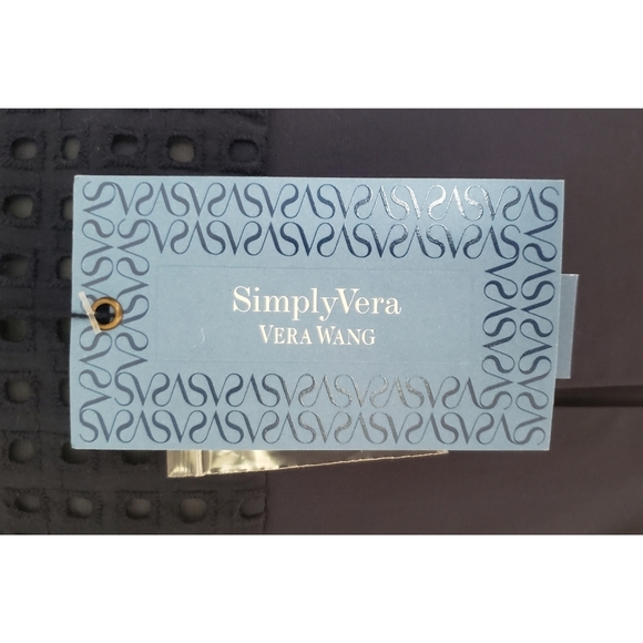 Vera Wang Dress - Picture 5 of 8